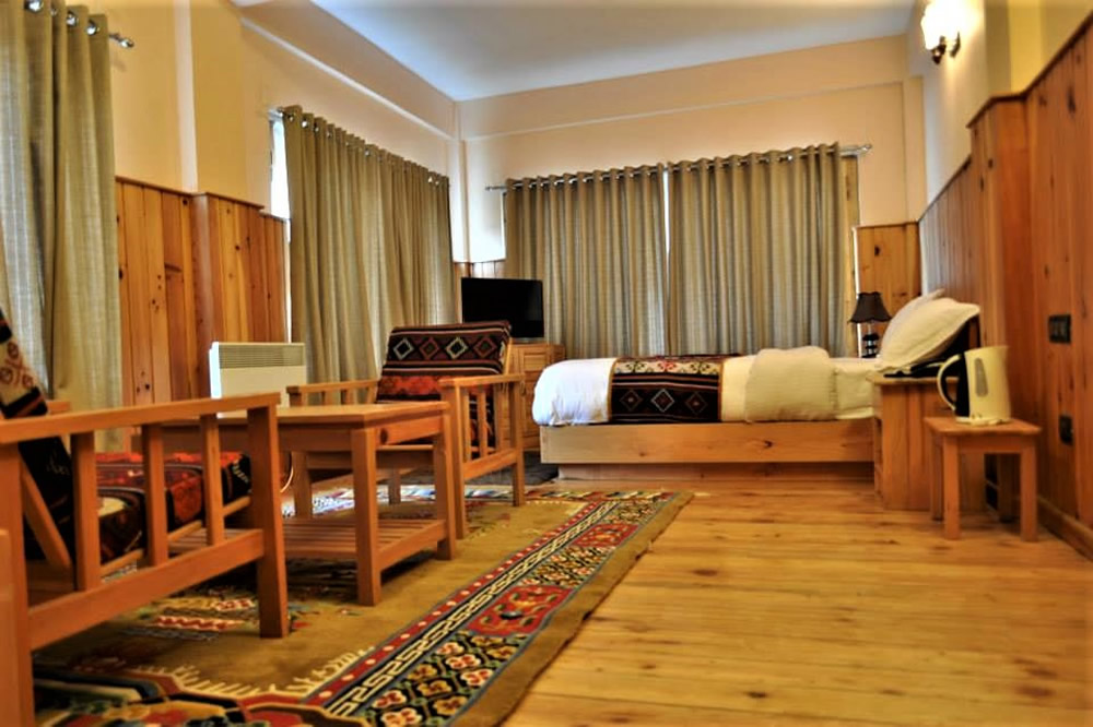 Base Camp Hotel Paro